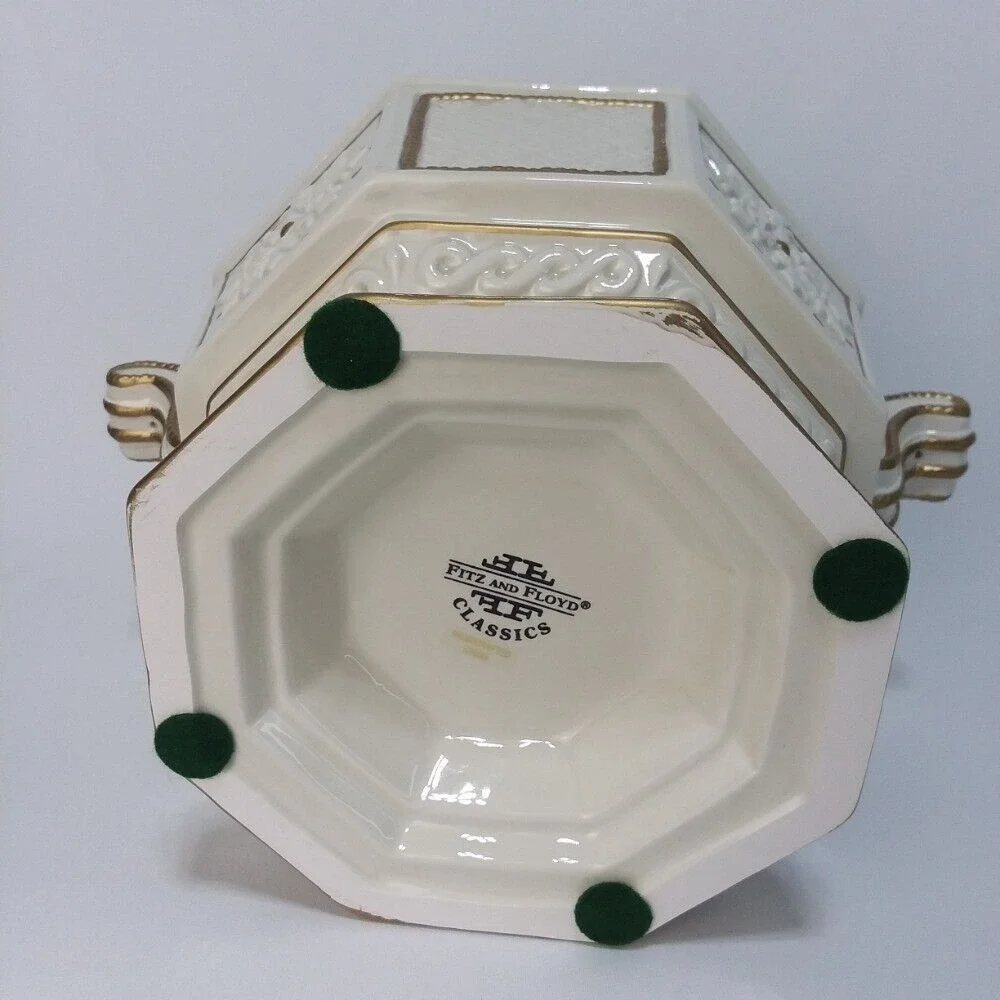 Fitz and Floyd Soup Tureen Snowy Woods Covered Dish Holiday Decor Octagon‎